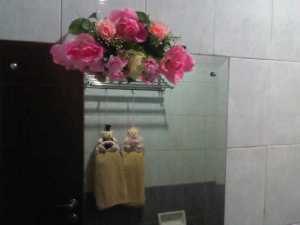 bunga kamar mandi